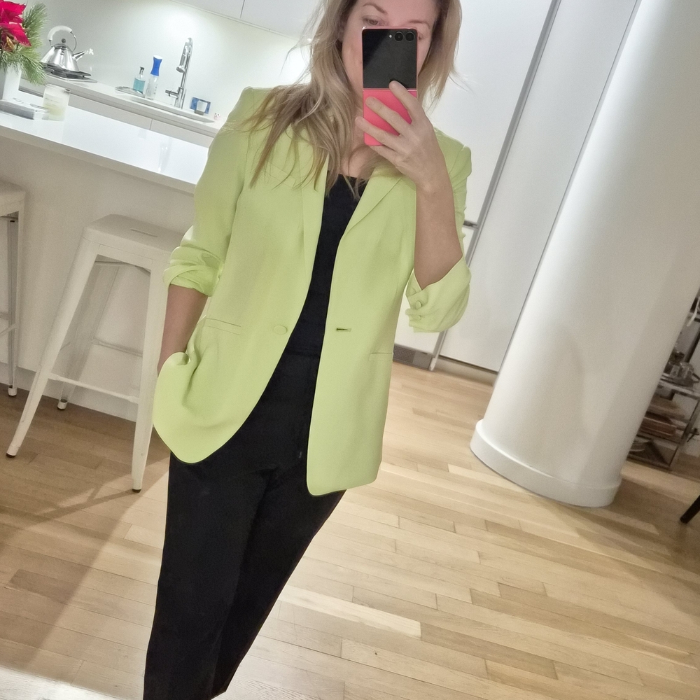 Cinq à Sept Vibrant Lime Blazer